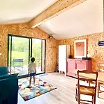 Vakantiehuis Bienvenue Moto Velo Lanquais Varennes (Red Perigord)